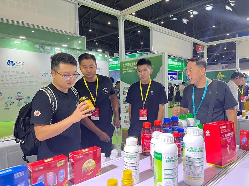 新朝陽綠色生物科技亮相西部植?！半p交會”與第八屆綠色農(nóng)藥博覽會